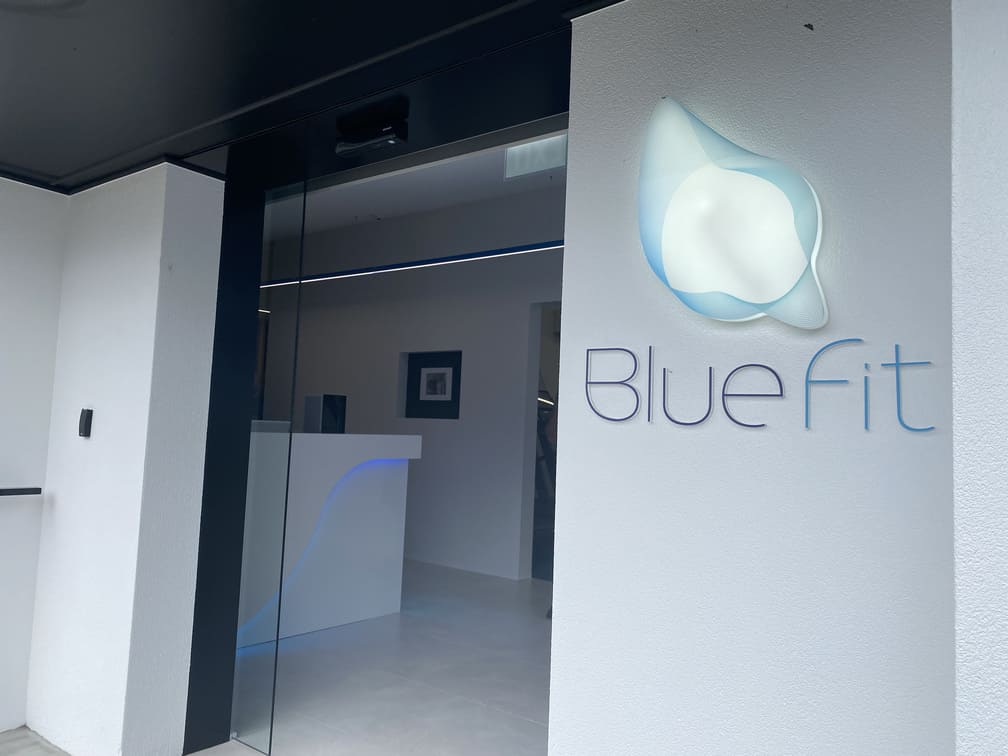 BlueFit Gym Entrance and reception area.